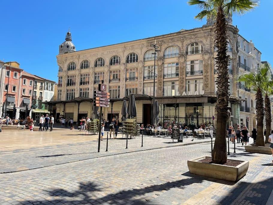 Narbonne : Super Appartement De Qualite Luaran gambar